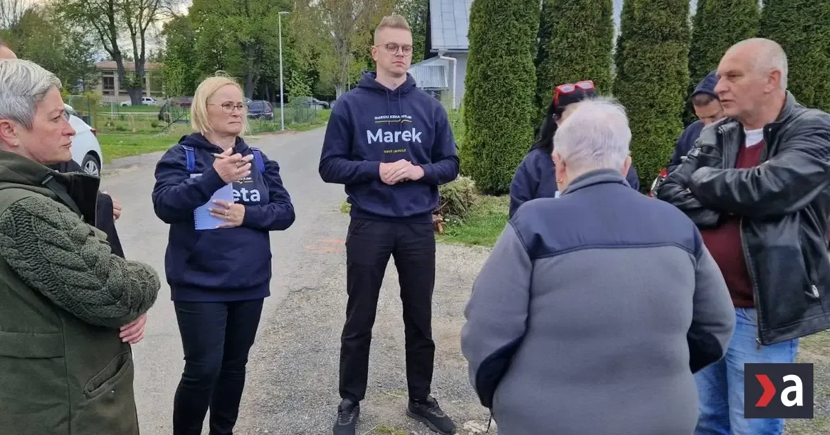 Kežmarok rozhodol tesný rozdiel hlasov, Ferenčákov pád oslavovali pred jeho domom