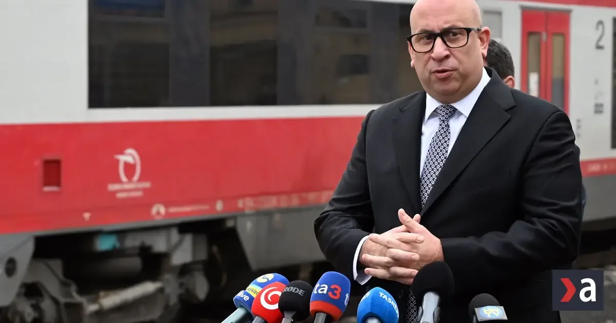 Klamal Ráž v priamom prenose? Železničiari popierajú dohodu o platoch