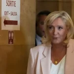 Le Penová chce škrtať 140 miliárd, Francúzsko smeruje k platobnej neschopnosti
