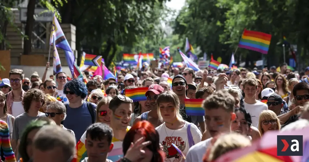 Maďarsko mení kritizovaný zákon o deťoch, Brusel vidí porušenie hodnôt EÚ