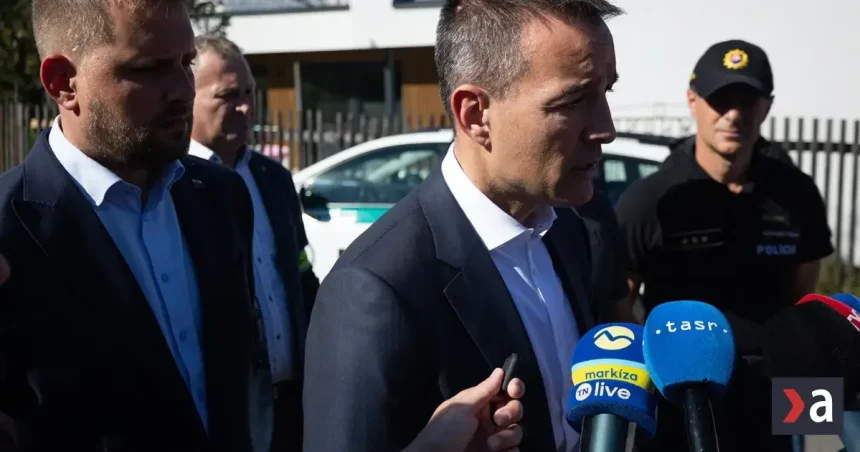 Ministerstvo školstva odmieta prehliadanie potrieb mladých, poukazuje na investície