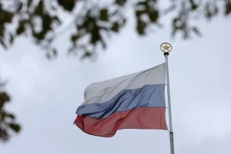 Moskva hrozí Kyjevu masívnymi útokmi. Diplomatov varuje, aby opustili mesto