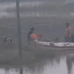 Na festivale sa prevrátila loď s deťmi, v Indii zahynulo najmenej 13 z nich
