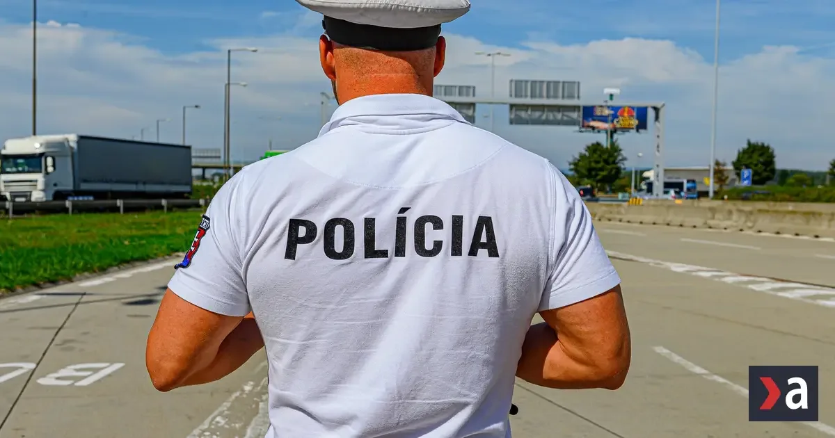 Nemali nárok, no dostali trvalý pobyt. Obvinili šéfa cudzineckej polície v Košiciach