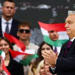 Orbán vyzval na národný odpor, Magyar pripomenul tresty za násilnú zmenu režimu