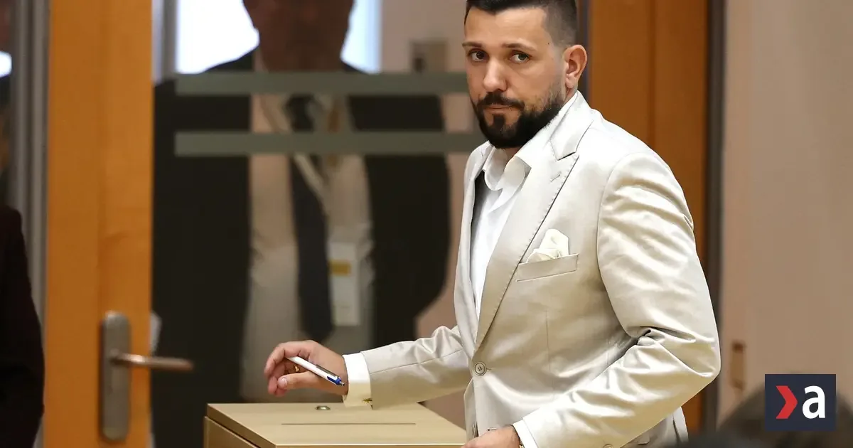 Po odmietnutí BMW nemecká AfD žiada Teslu od Elona Muska