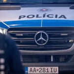 Polícia obvinila kandidáta na starostu a troch mužov pre volebnú korupciu na Zemplíne