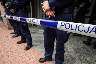 Polícia v Poľsku zadržala ďalších mladistvých podozrivých z vyhrážania sa školám