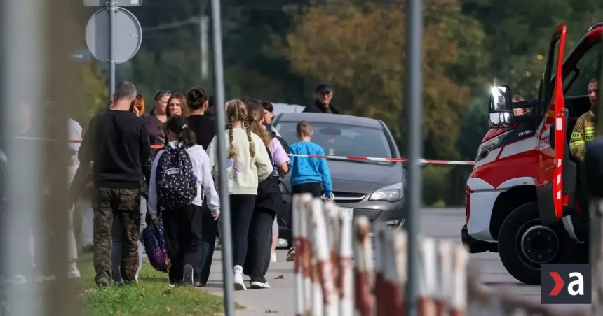 Poľsko posilňuje bezpečnosť v školách po sérii útokov, mnohé zrušili výučbu