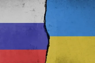 Ruské drony zasiahli strategický Pivdennyj most cez Dneper v Kyjeve
