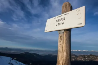 Slovensko čaká chladná jesenná noc, meteorológovia varujú pred mrazmi v dolinách