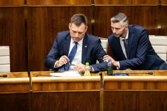 Slyško nechce potvrdiť lojalitu Hlasu, s Tarabom chystá vyhlásenie