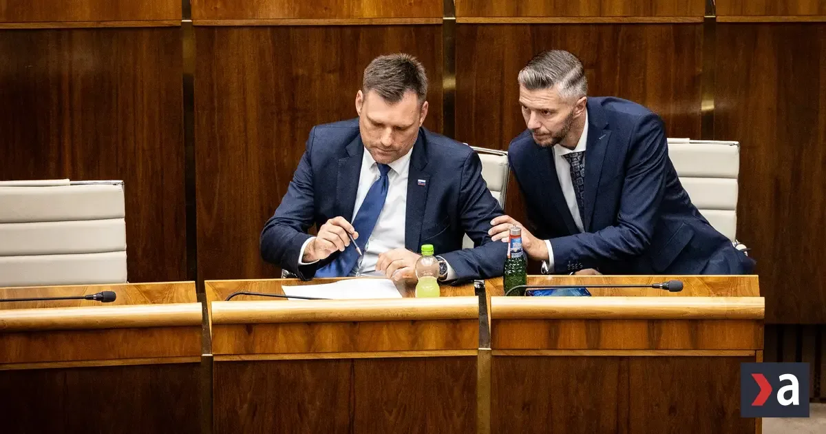 Slyško nechce potvrdiť lojalitu Hlasu, s Tarabom chystá vyhlásenie