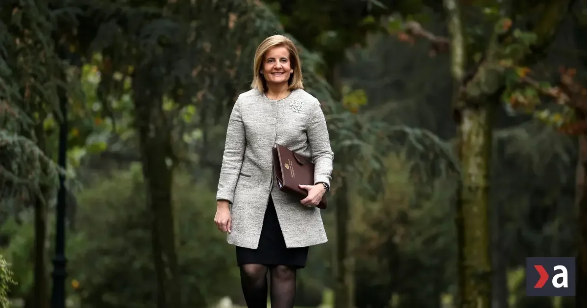 Španielsko zasiahla tragédia: Pri zrážke vlakov zomrela expremiérka práce Fatima Banezová