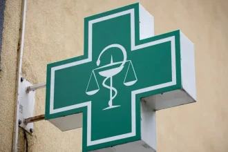 Stovky ľudí využili očkovanie proti chrípke v lekárňach