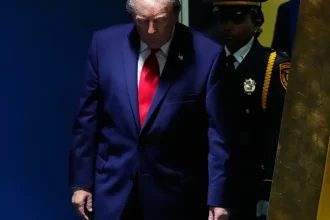 Trump vylúčil útok na Irán pred voľbami, rokovania označil za produktívne