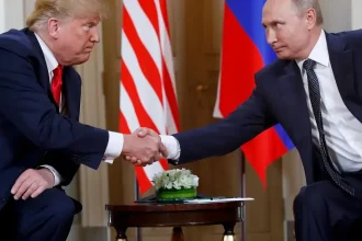 Trumpov a Putinov ropný pakt vyvolal búrku a predĺžil vojnu (239. týždeň vojny)