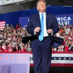 Trumpovi hrozí volebný debakel. Irán nech zaútočí na Los Angeles