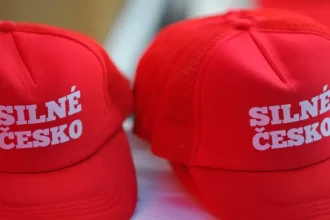 V Česku sa začali komunálne a senátne voľby, kandiduje vyše 190-tisíc ľudí