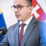 Zrušenie transakčnej dane sa pripravuje, avizuje minister práce, prídu aj nové výdavky